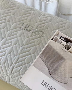 Trapuntino Liu Jo Antonia in offerta – Design elegante – 6 colori disponibili